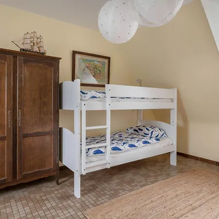 Holiday home Maison Pour 10 Pres De La A *